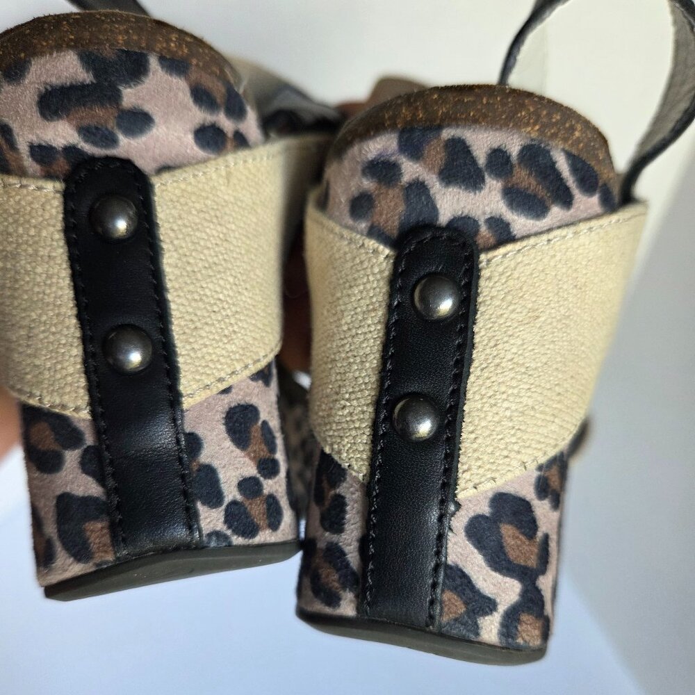 OTBT Bushnell Sandals 8M - Picture 8 of 11